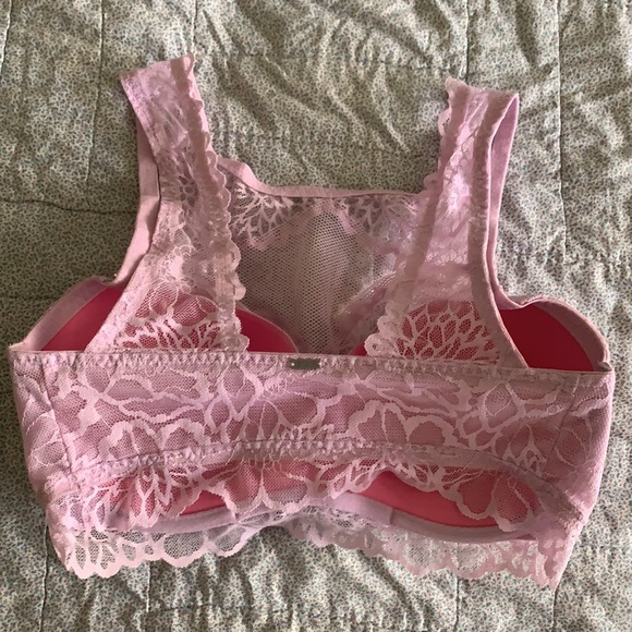 VS PINK Push Up - Picture 2 of 4